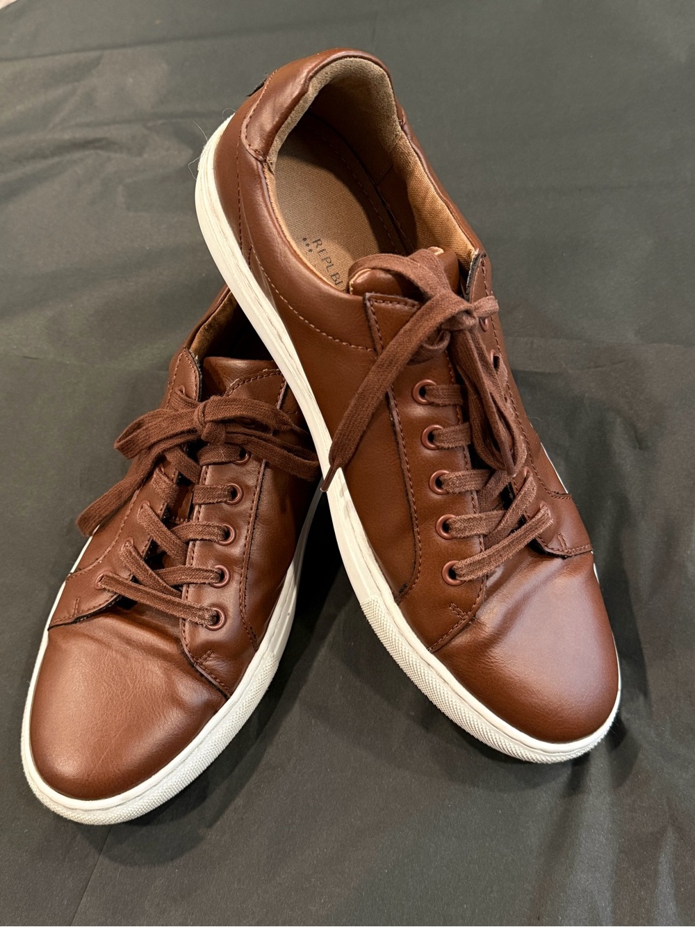 Banana Republic Brown Pleather Low-Top Sneakers with White Sole Size 10 #797